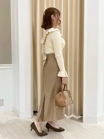 Feroux スタッフ コーディネート画像