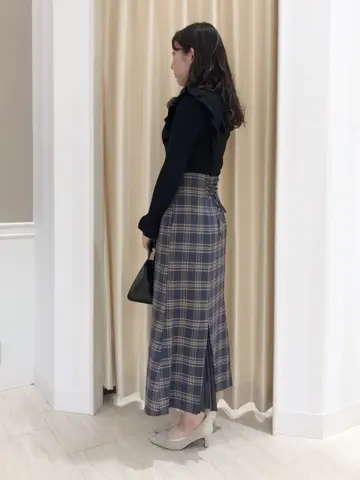 Feroux スタッフ コーディネート画像