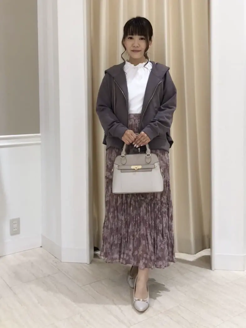 Feroux スタッフ コーディネート画像