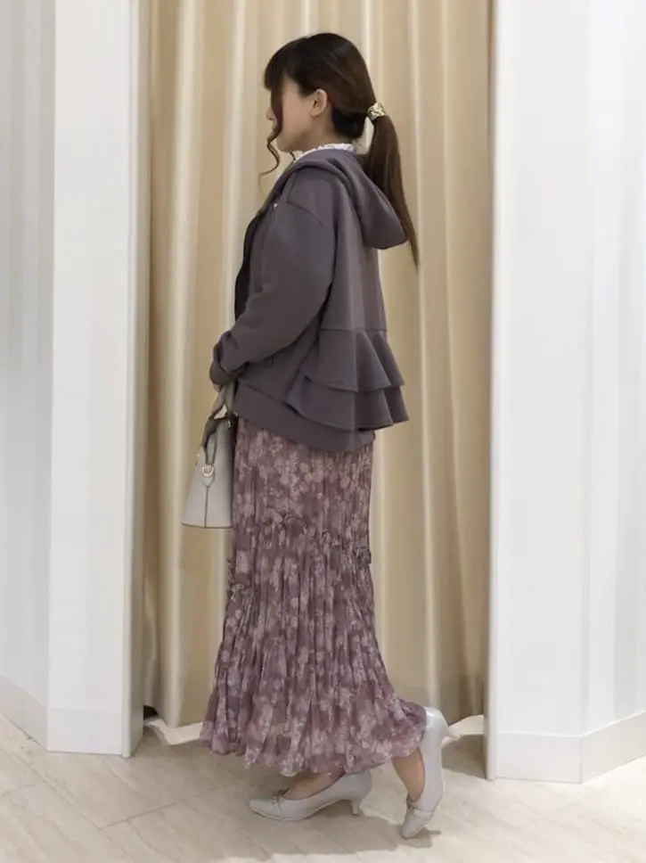 Feroux スタッフ コーディネート画像