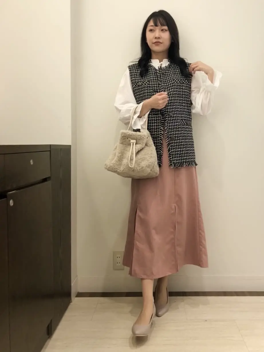 Feroux スタッフ コーディネート画像