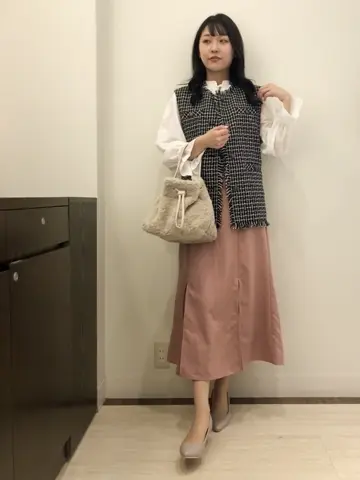 Feroux スタッフ コーディネート画像