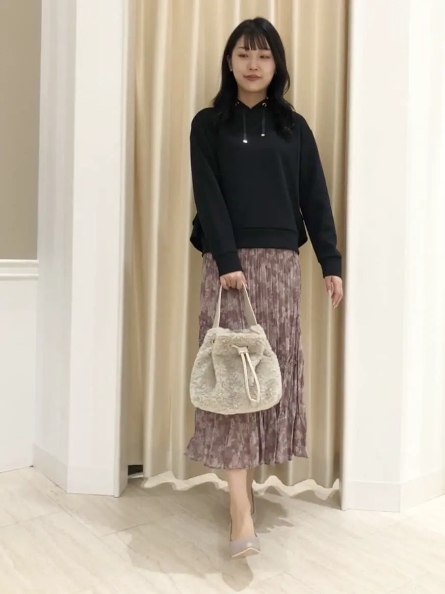 Feroux スタッフ コーディネート画像