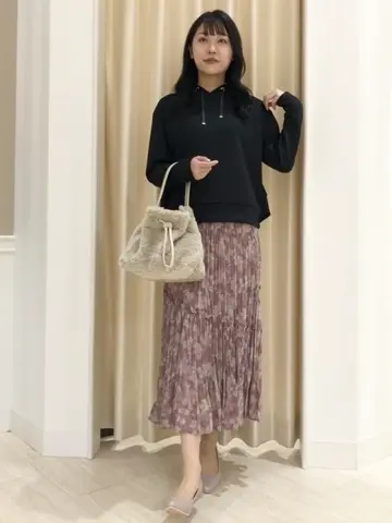 Feroux スタッフ コーディネート画像