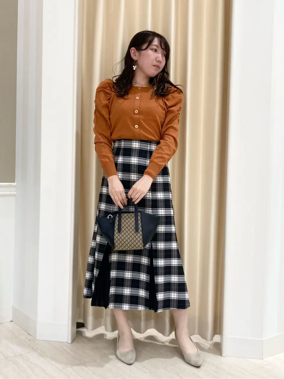 Feroux スタッフ コーディネート画像