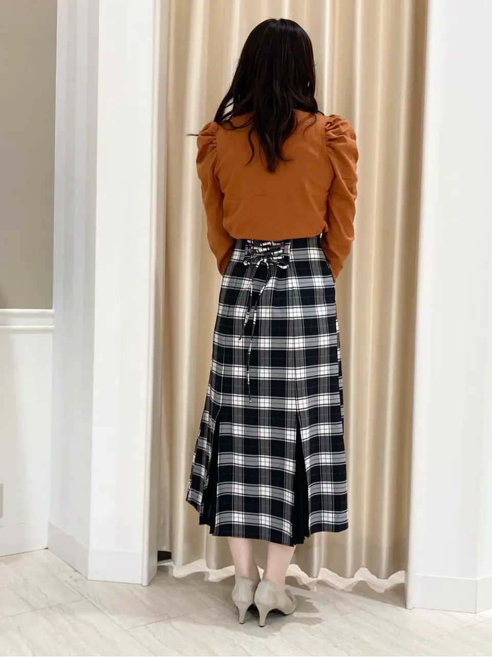 Feroux スタッフ コーディネート画像