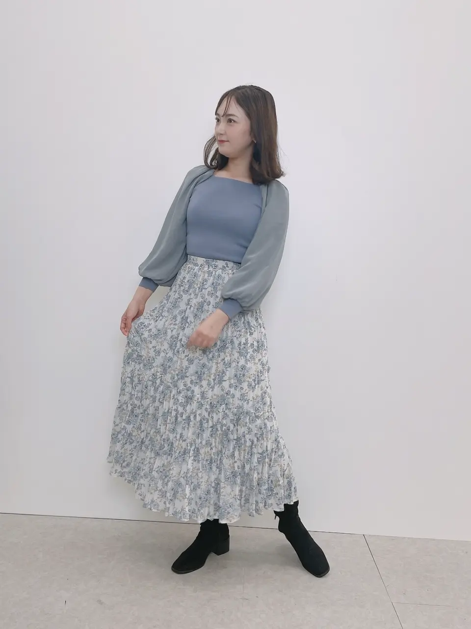  staff ai コーディネート画像