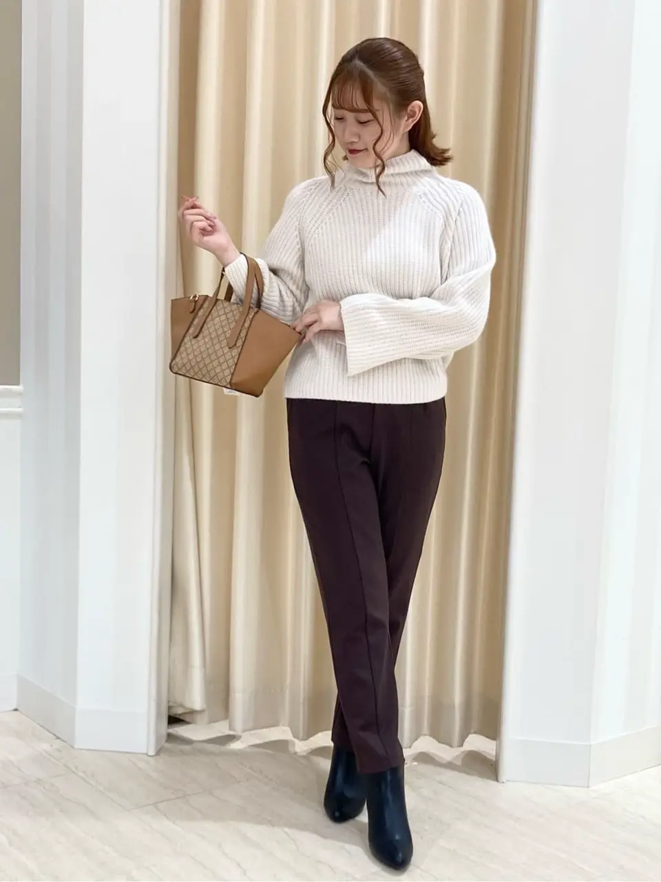 Feroux スタッフ コーディネート画像