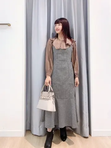 Feroux スタッフ コーディネート画像