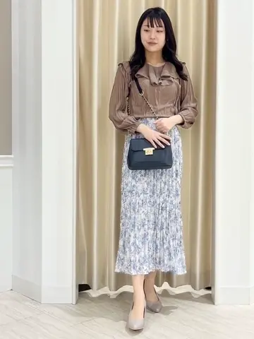 Feroux スタッフ コーディネート画像