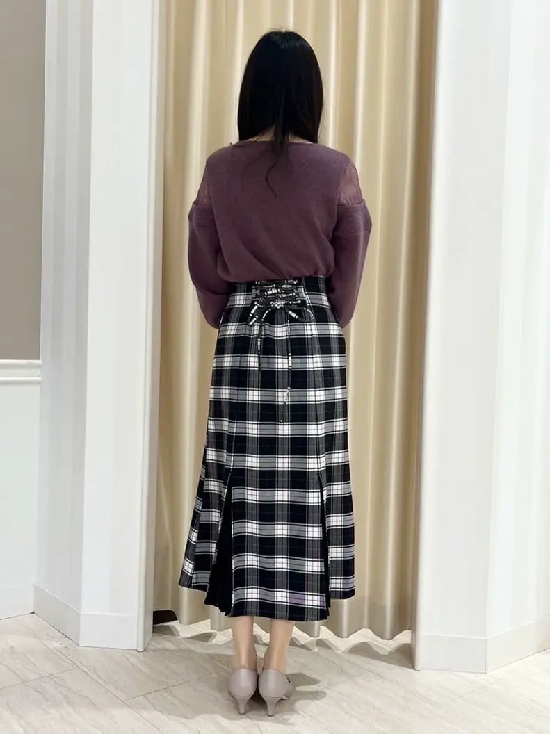 Feroux スタッフ コーディネート画像