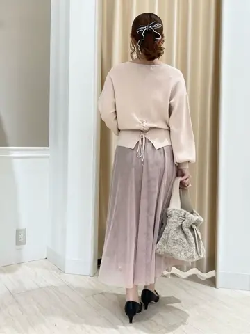 Feroux スタッフ コーディネート画像