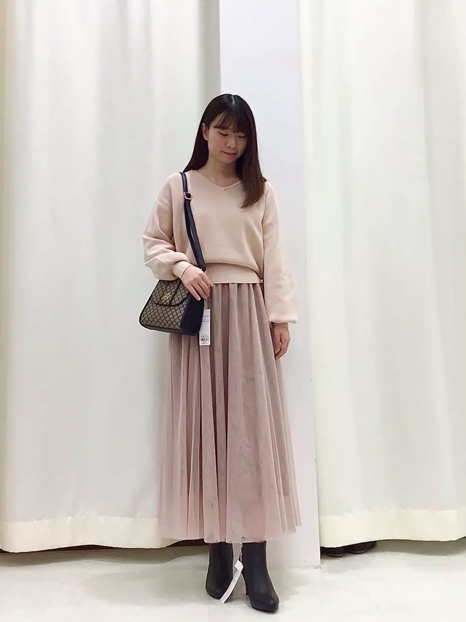 Feroux スタッフ コーディネート画像