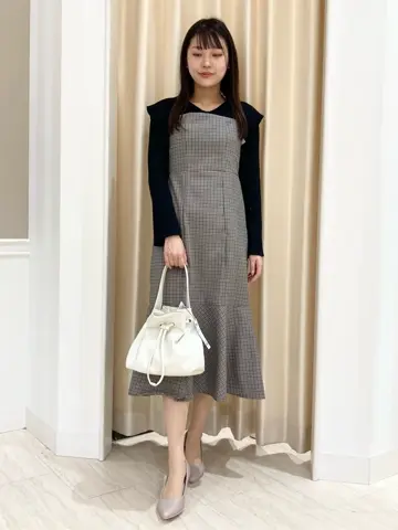 Feroux スタッフ コーディネート画像