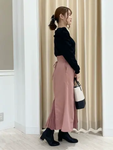 Feroux スタッフ コーディネート画像