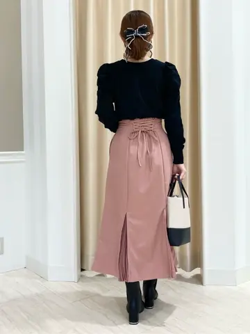 Feroux スタッフ コーディネート画像