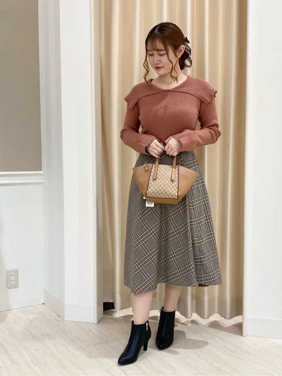 Feroux スタッフ コーディネート画像