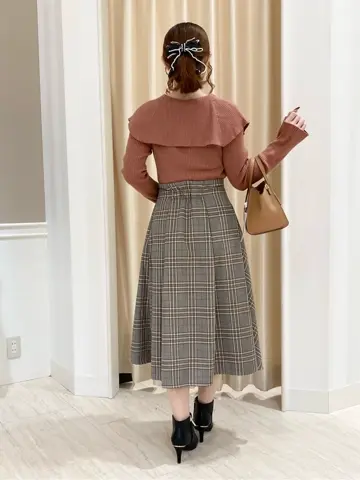 Feroux スタッフ コーディネート画像