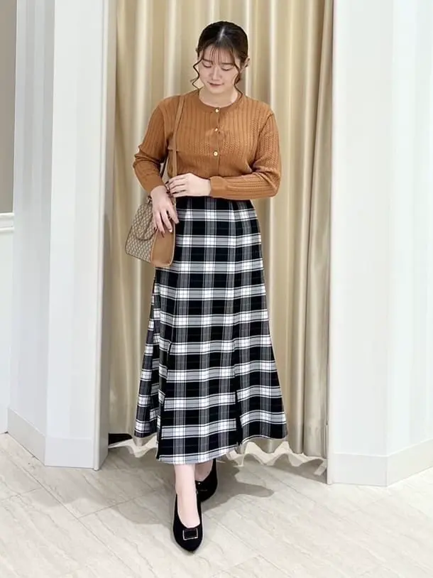 Feroux スタッフ コーディネート画像