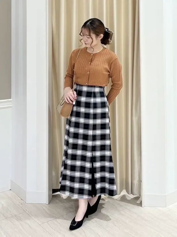 Feroux スタッフ コーディネート画像