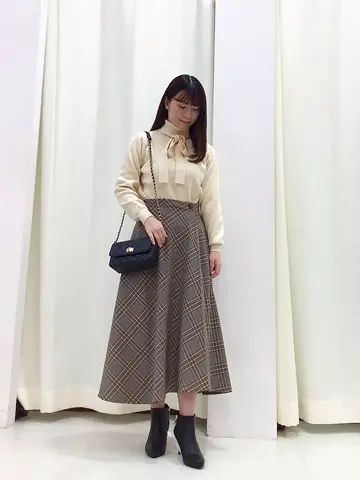 Feroux スタッフ コーディネート画像