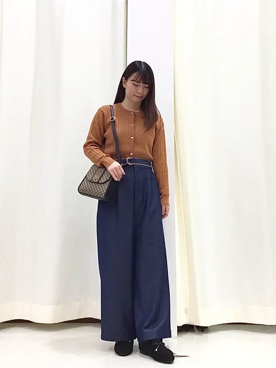 Feroux スタッフ コーディネート画像