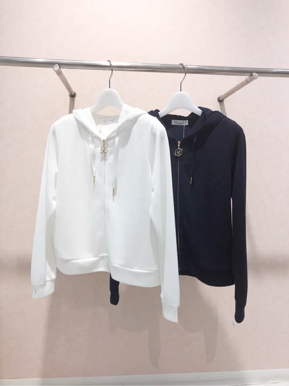 Feroux スタッフ コーディネート画像