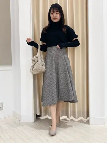 Feroux スタッフ コーディネート画像