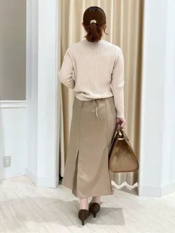 Feroux スタッフ コーディネート画像