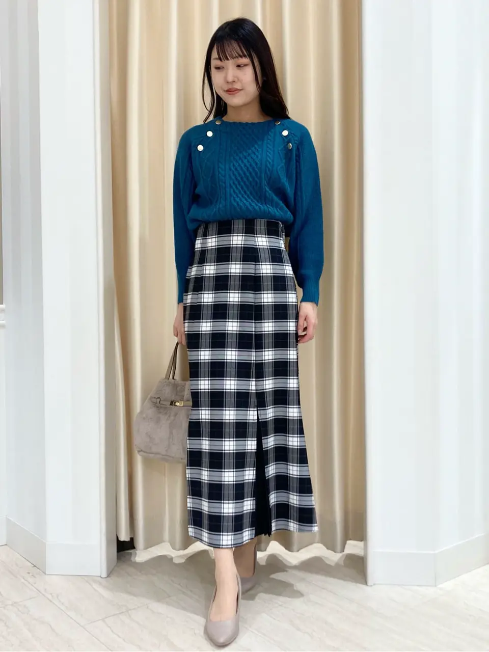 Feroux スタッフ コーディネート画像