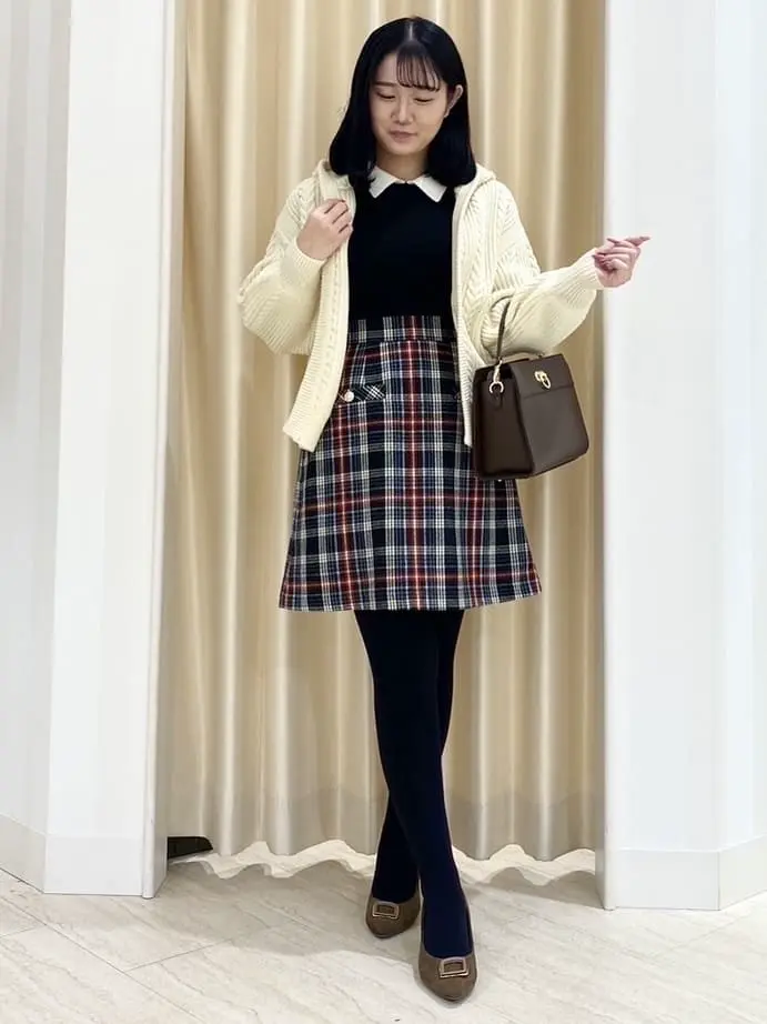 Feroux スタッフ コーディネート画像