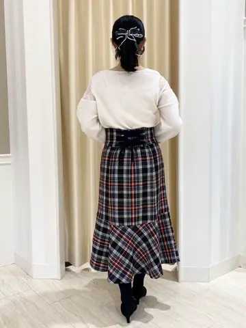 Feroux スタッフ コーディネート画像