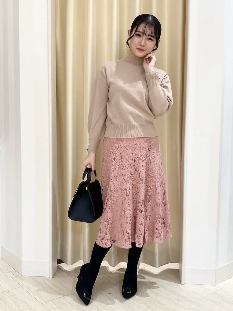 Feroux スタッフ コーディネート画像