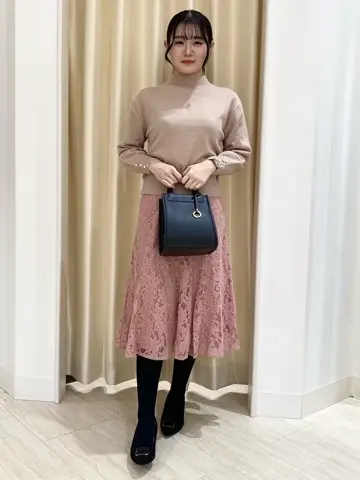 Feroux スタッフ コーディネート画像