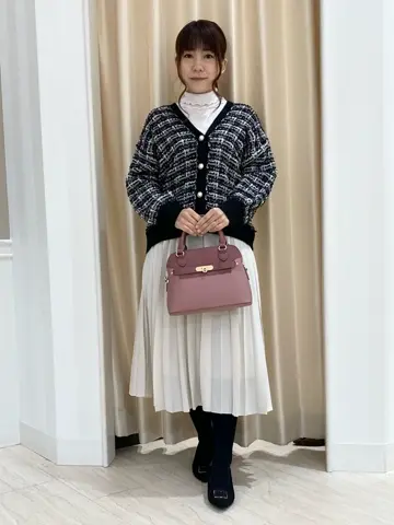 Feroux スタッフ コーディネート画像