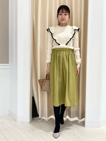 Feroux スタッフ コーディネート画像