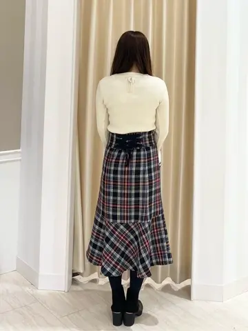 Feroux スタッフ コーディネート画像