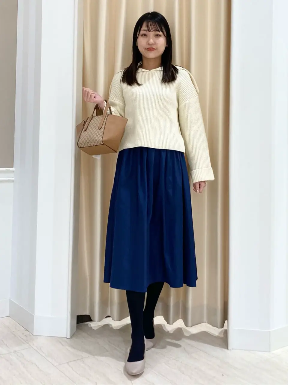 Feroux スタッフ コーディネート画像