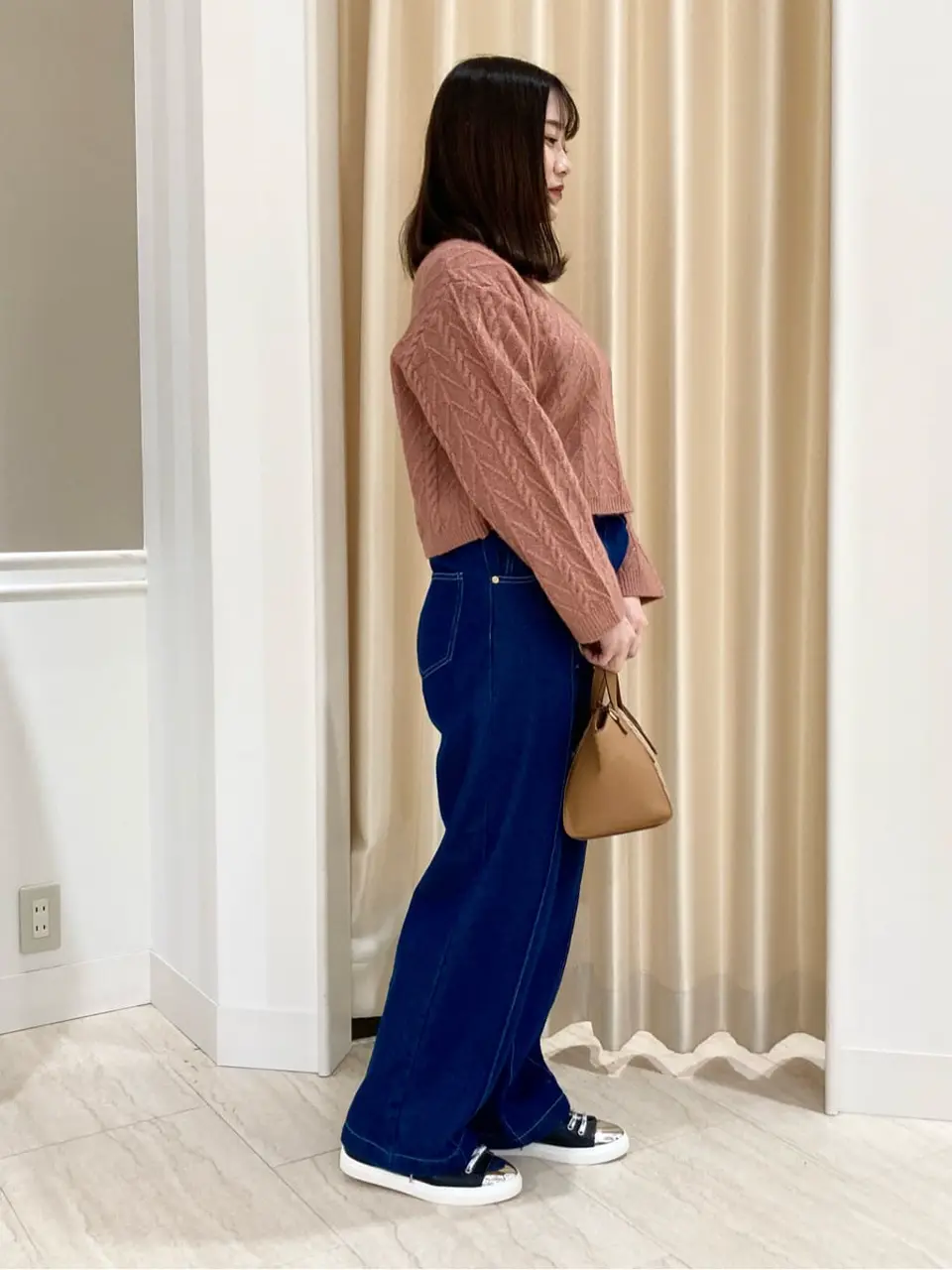 Feroux スタッフ コーディネート画像