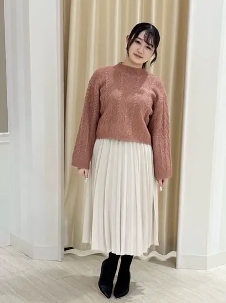 Feroux スタッフ コーディネート画像