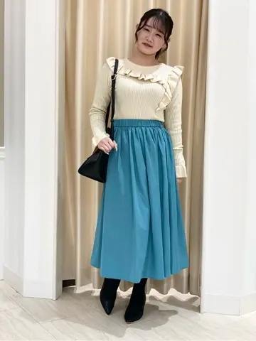 Feroux スタッフ コーディネート画像