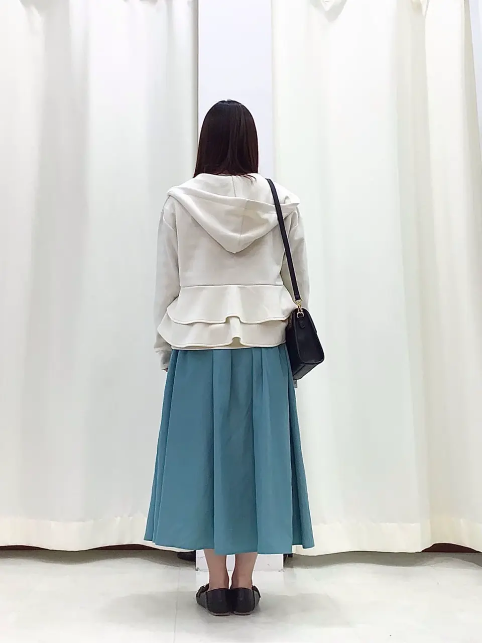 Feroux スタッフ コーディネート画像