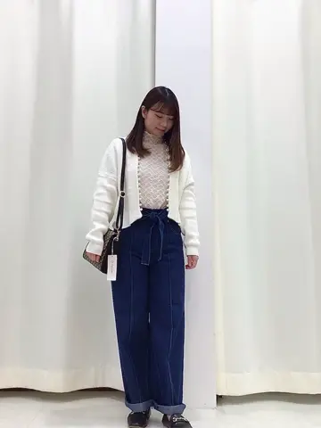 Feroux スタッフ コーディネート画像