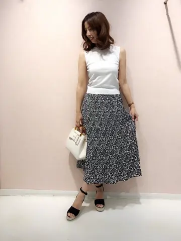 Feroux スタッフ コーディネート画像