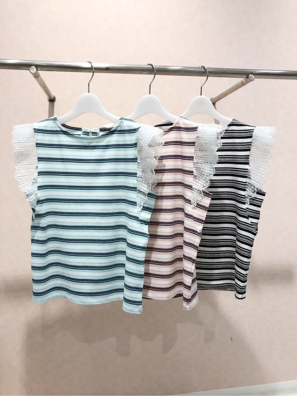 Feroux スタッフ コーディネート画像