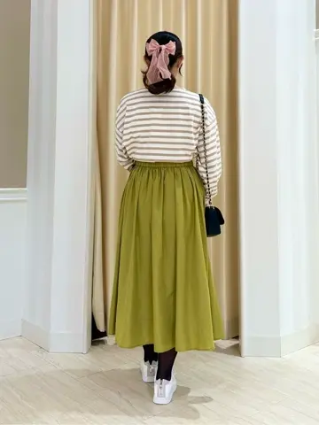 Feroux スタッフ コーディネート画像