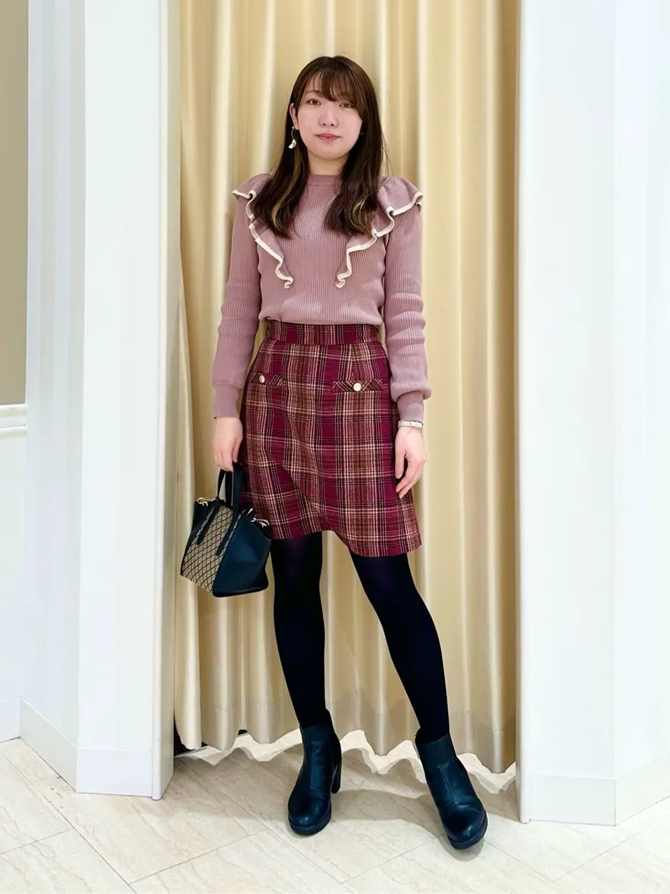 Feroux スタッフ コーディネート画像