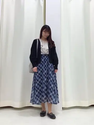 Feroux スタッフ コーディネート画像