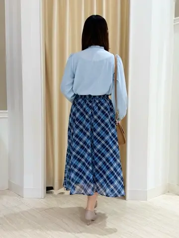 Feroux スタッフ コーディネート画像