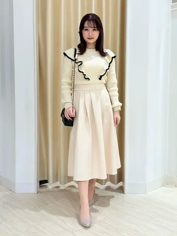 Feroux スタッフ コーディネート画像